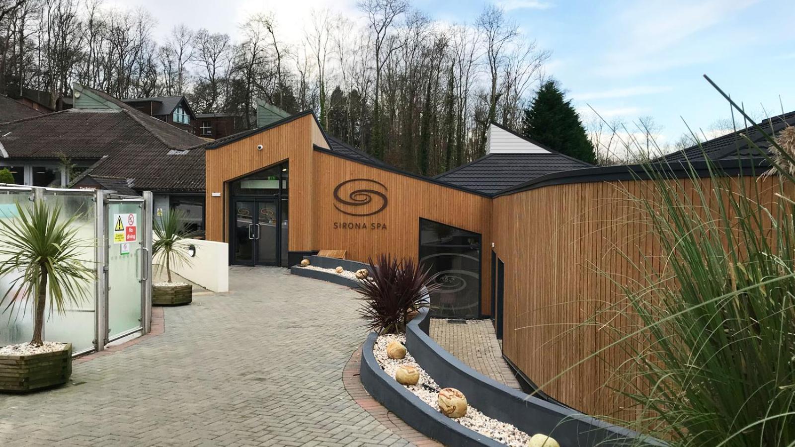Spacious Primrose Lodge For 6 With Hot Tub At A Spa Resort Chudleigh 외부 사진